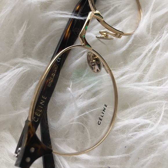 Celine Accessories - Celine Round Women Gold